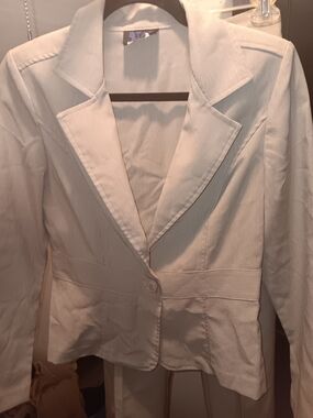 Star City Cream/Tan Single-Button Tailored Blazer And Pants